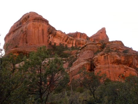 Sedona Light changes the red rock